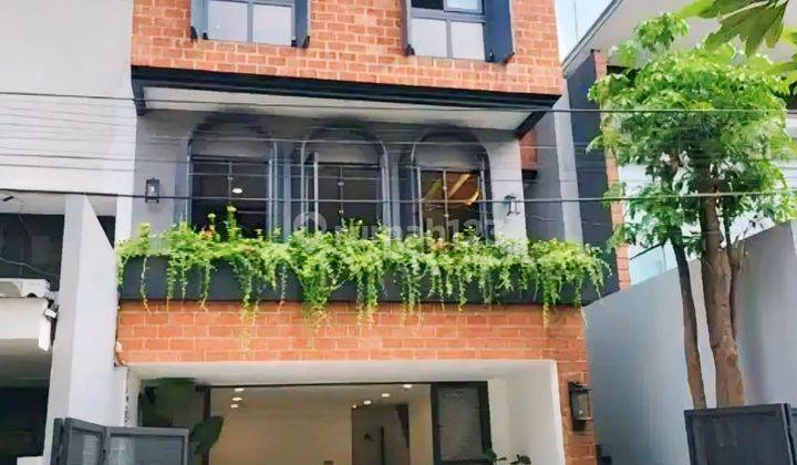 Dijual Rumah Modern Industrial Siap Huni di Pondok Indah  1