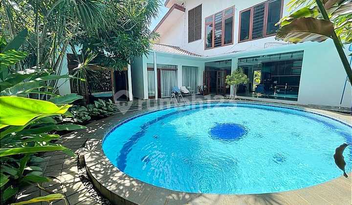 House for sale price reduced in Pondok Indah, well-maintained building ready to occupy.