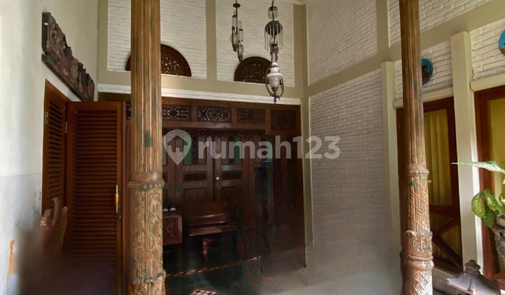 Dijual rumah bagus di sektor 3 bintaro bangunan terawat siap huni 2