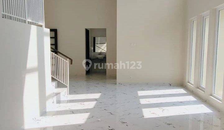 Dijual Rumah Bagus Dan Nyaman Siap Huni di The Green Bsd 1