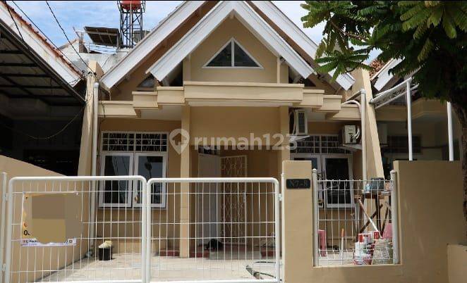 Dijual Rumah Bagus 1 Lantai Dalam Cluster di Graha Raya Bintaro 1