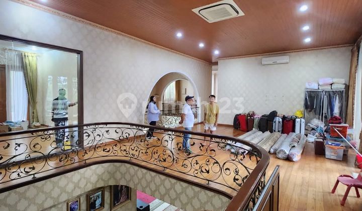 Dijual rumah keluarga mewah di pesanggrahan jakrta tanah luas bangunan siap huni 2