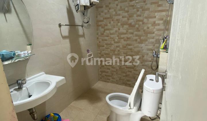 For Sale Nice House in The Green BSD Well-Maintained & Comfortable Building 2