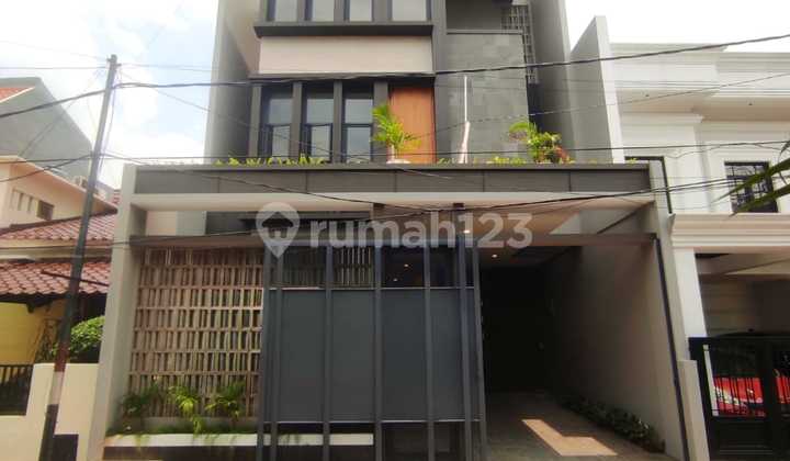 DIjual rumah industrial minimalis di pondok indah bangunan bagus siap huni