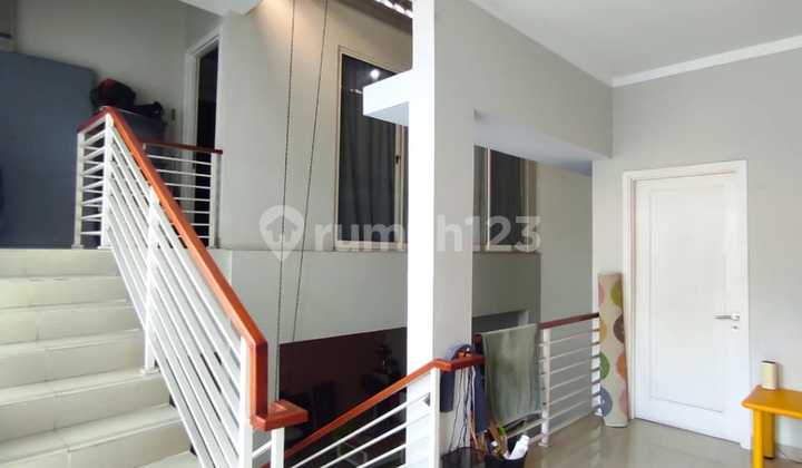 Dijual Rumah Modern Bagus & Nyaman di Kebayoran Bintaro Siap Huni 2