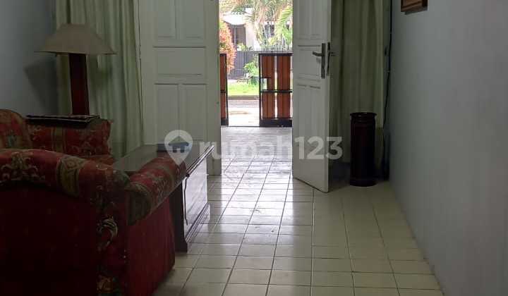 Dijual rumah 1 lantai di graha raya bangunan terawat siap huni