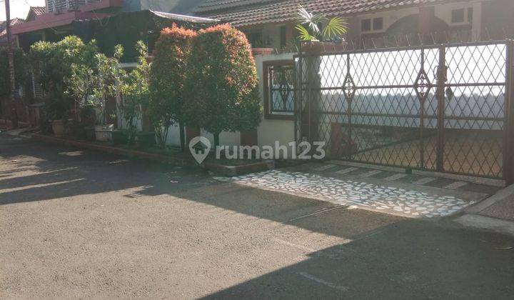 Dijual Cepat Rumah di Pamulang Dengan Tanah Luas  2