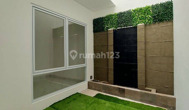 Dijual Rumah Modern Classic Siap Huni di Sektor 9 Bintaro. 2