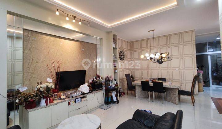 Rumah Bagus 2 Lantai Semy Furnished Tinggal Di Tempati Di Villa Melati Mas 1