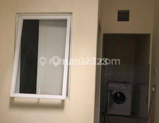 Dijual Rumah 2 Lantai Lokasi Strategis di Graha Raya Bintaro 2