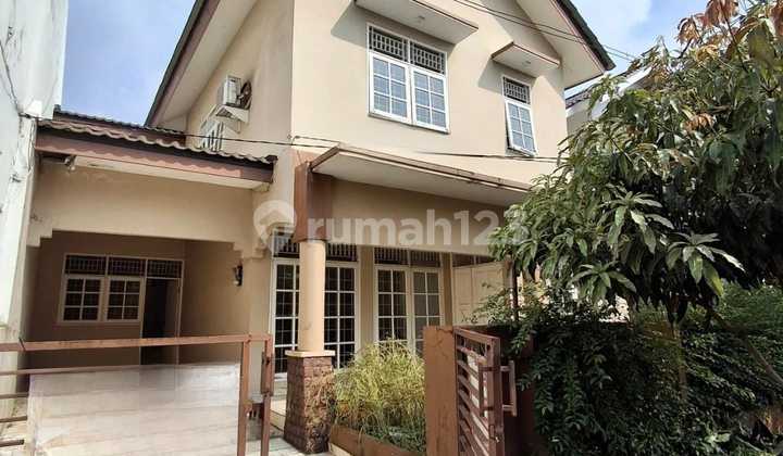 Dijual Rumah 2 Lantai Butuh Renovasi di Sektor 9 Bintaro Lokasi Strategis