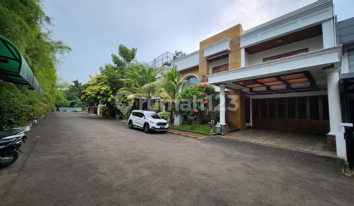 Dijual rumah keluarga mewah di pesanggrahan jakrta tanah luas bangunan siap huni Dijual rumah keluarga mewah di pesanggrahan jakrta tanah luas bangunan siap huni