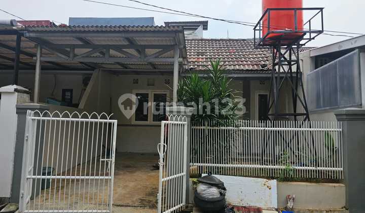 Affordable house for sale in Graha Raya, standard building, strategic location.
