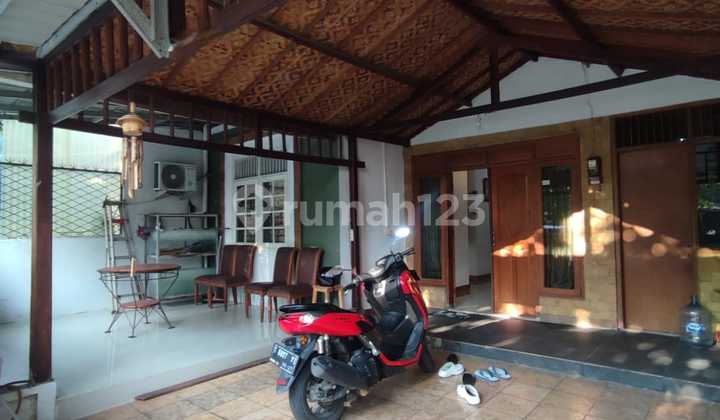 Dijual rumah 1,5 lantai di graha bangunan terawat bagus siap huni