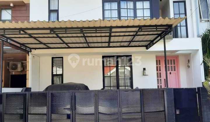 Dijual Rumah Bagus Modern Minimalis di Graha Raya Bintaro Siap Huni