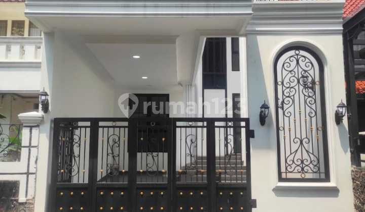 Dijual rumah bagus di sektor 9 bintaro bangunan nyaman siap huni Dijual rumah bagus di sektor 9 bintaro bangunan nyaman siap huni