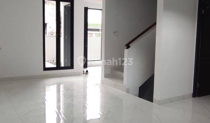 Dijual Rumah Idaman 2 Lantai Siap Huni di Sektor 9 Bintaro Jaya 2