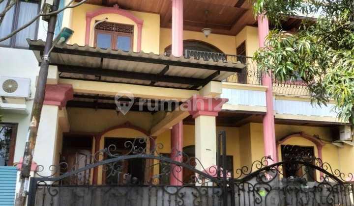 Dijual Rumah Bagus 2 Lantai di Kencana Loka BSD Siap Huni