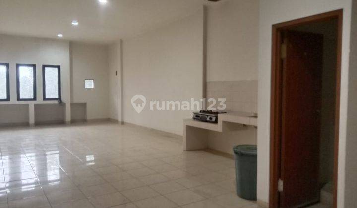 Di Sewakan Ruko Di Setra Duta 2