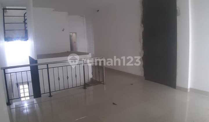 Di Sewakan Ruko Gatsu 3lantai