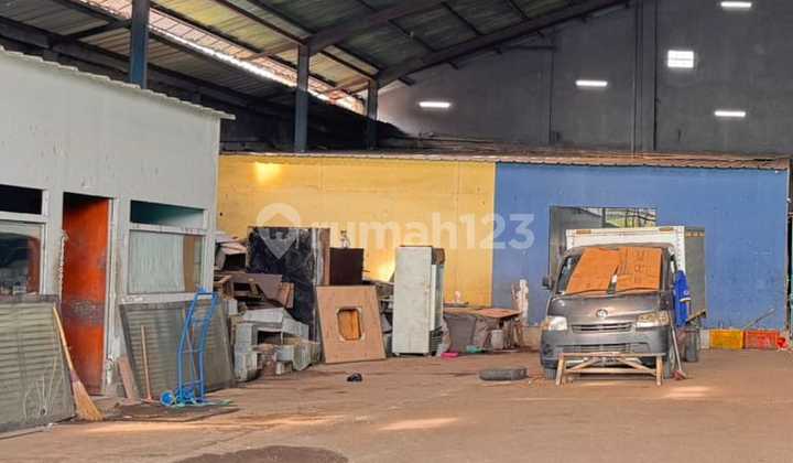 For Rent, Commercial Space Suitable for Warehouses, Shops, etc. in Kiaracondong