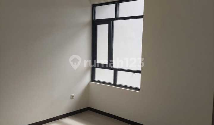 Rumah Baru Minimalis di Taman Holis Indah 2 9