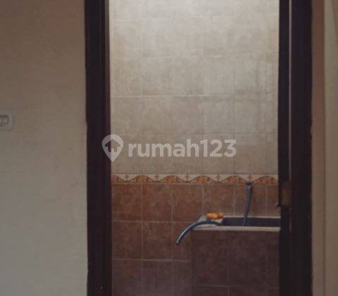 For Rent Ruko 3,5 Lantai Siap Pakai di Mainroad Pahlawan 14