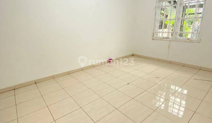 For Rent Rumah Modern 2 Lantai di Turangga 2