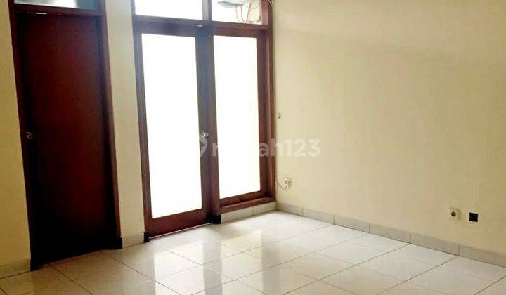 For Rent Rumah Cantik Modern di Singgasana 2