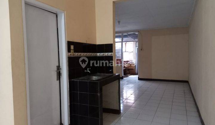 For Rent Ruko di Taman Holis Indah Mainroad 2