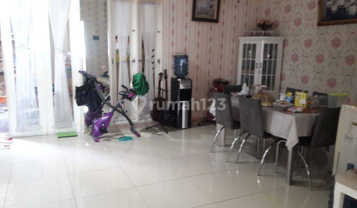 Di Jual Rumah Cantik Di Jl Surya Sumantri 2