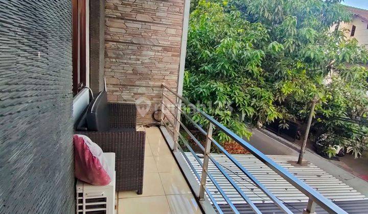 Di jual rumah cocok untuk kantor atau usaha  2