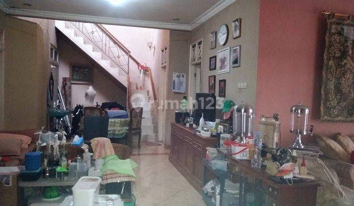 Di jual rumah kost daerah ramai dekat bkr  1