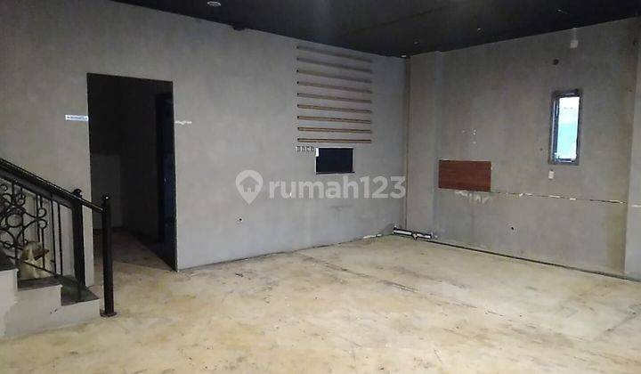 Di sewakan ruko besar di jl m.ramdhan 1