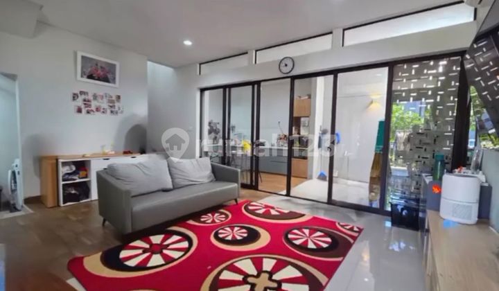 Di Jual Rumah Premium Summarecon Flora