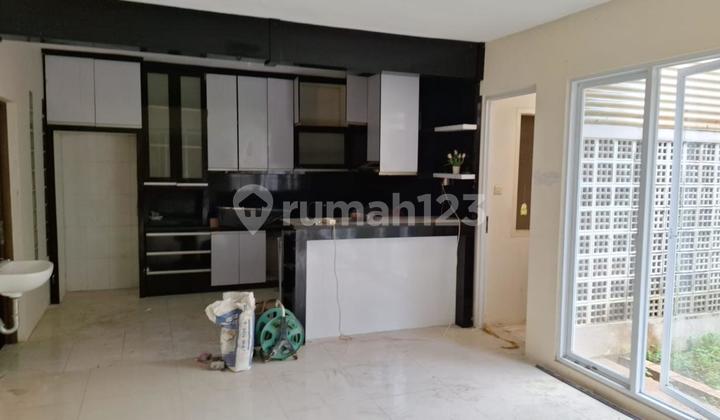 Di Sewakan Rumah Tara Mayang Sunda 2