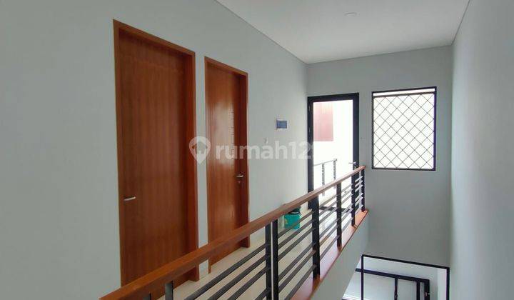 Di Jual Rumah Baru Di Taman Holis 2