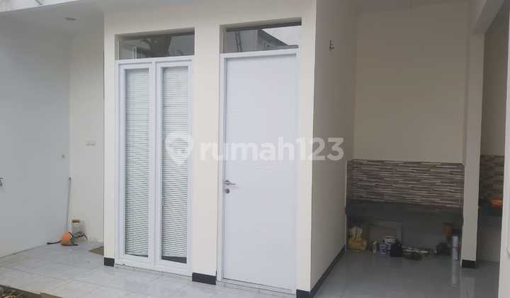 For Rent: Clean, Affordable House in Taman Kopo Indah 5 2