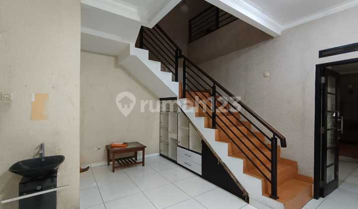 Di Jual Rumah Di Sayap Batununggal 2