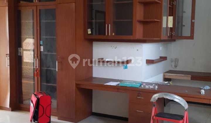 Di Sewakan Rumah Semi Furnised Di Mekarwangi 2