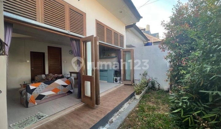 Jual Rumah Cantik Siap Huni Lingkungan Perumahan di Nusa Dua Bali Jual Rumah Cantik Siap Huni Lingkungan Perumahan di Nusa Dua Bali