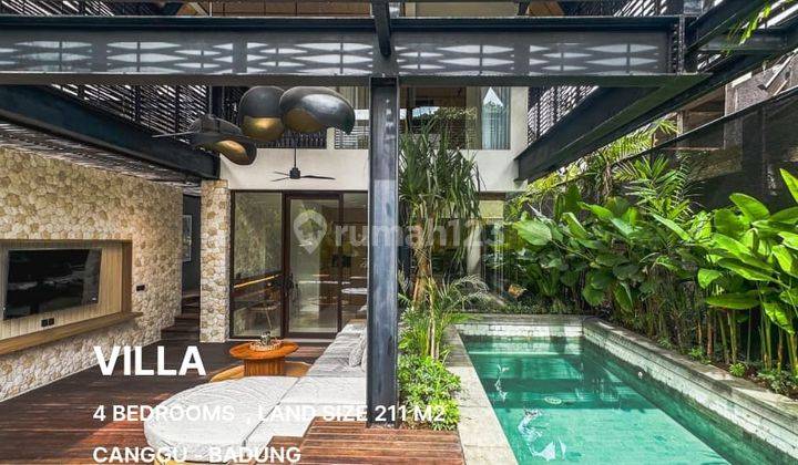 Freehlod Brand New Villa 4 bedrooms Furnished just 5 minutes to Echo Beach Canggu Bali 1