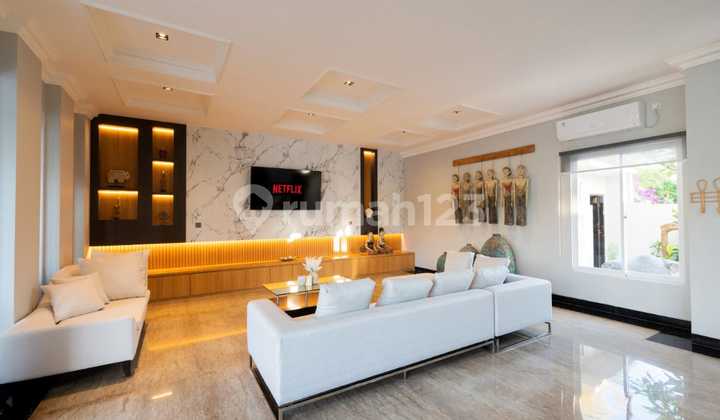 Luxury Modern Villa 4 Bedrooms Furnished In Jimbaran Bali 2
