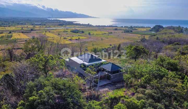 Dijual Villa 2 Kamar Tidur Furnished dengan pemandangan laut dan sawah pegunungan di Lovina Buleleng 2