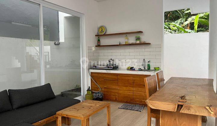Premium Brand New Tropical Villa 3 Bedrooms With Amazing View Dalung Close Canggu. 8
