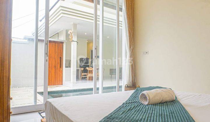 Yearly Rent Villa 2 Bedrooms Open Living In Kerobokan.  8
