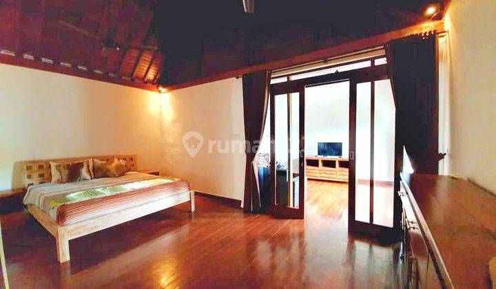 Yearly Rent 2 Bedrooms Villa Enclosed Living Fully Furnished In Pererenan 12