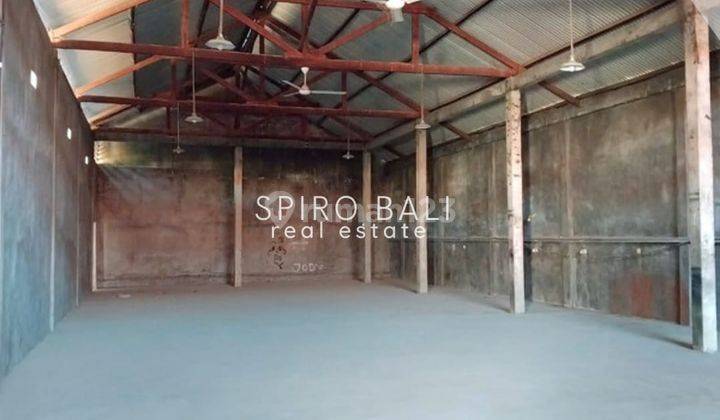 Disewakan Gudang + Ruko 3 Lantai Seluas 12 Are di Cokroaminoto Ubung 8