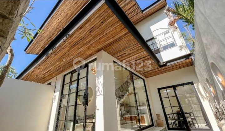 Leasehold Villa 2 Bedrooms Furnished In Seminyak Bali 2