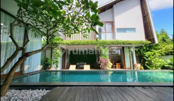 Villa 5 Bedrooms Modern Minimalis Semi Furnished In Jimbaran Bali 1